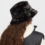 Nike Swoosh Faux Fur Bucket - 图片 5