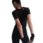 One Classic Twist Tee - Womens - 图片 6
